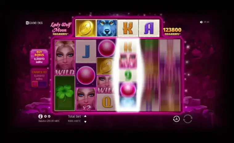 Lady Wolf Moon Megaways slot screenshot 9