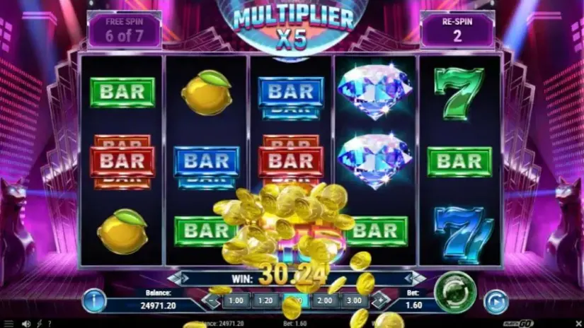 Disco Diamonds slot screenshot 5